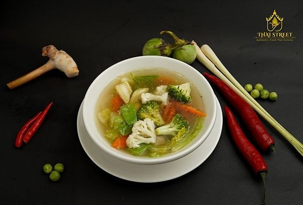 Clear Soup with Vegetables